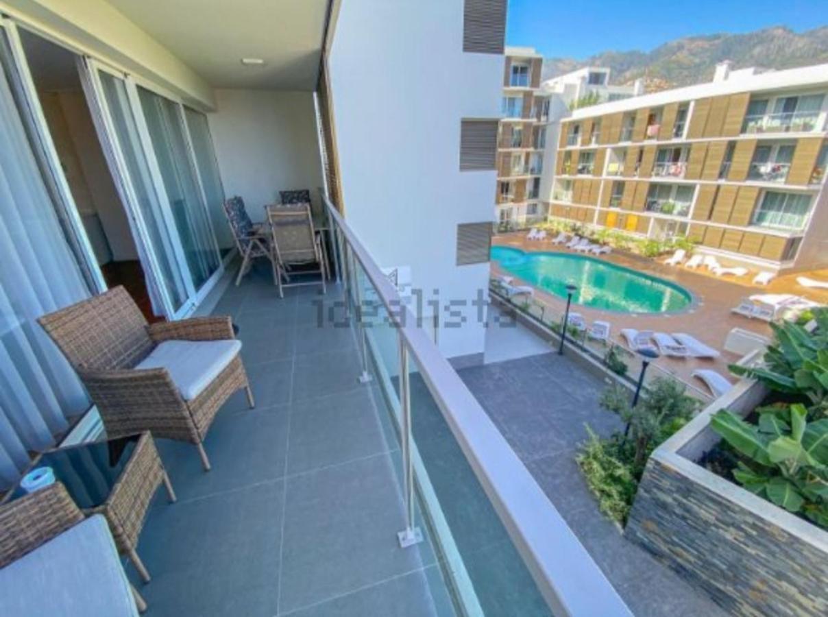 Madalenas Palace- Apartment ฟุงชาล ภายนอก รูปภาพ