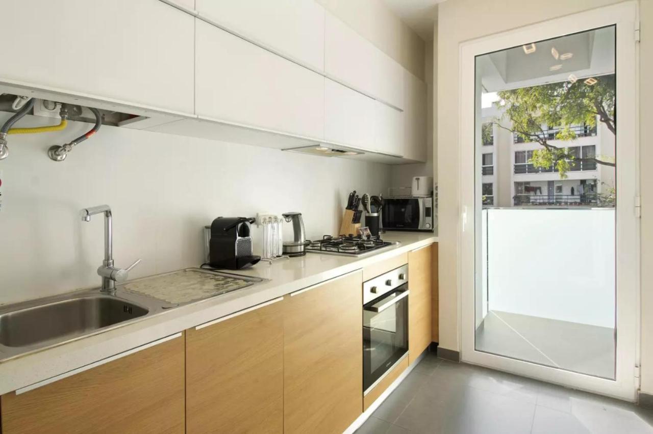 Madalenas Palace- Apartment ฟุงชาล ภายนอก รูปภาพ