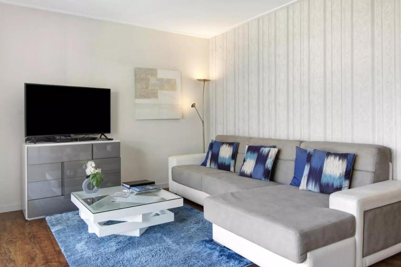 Madalenas Palace- Apartment ฟุงชาล ภายนอก รูปภาพ
